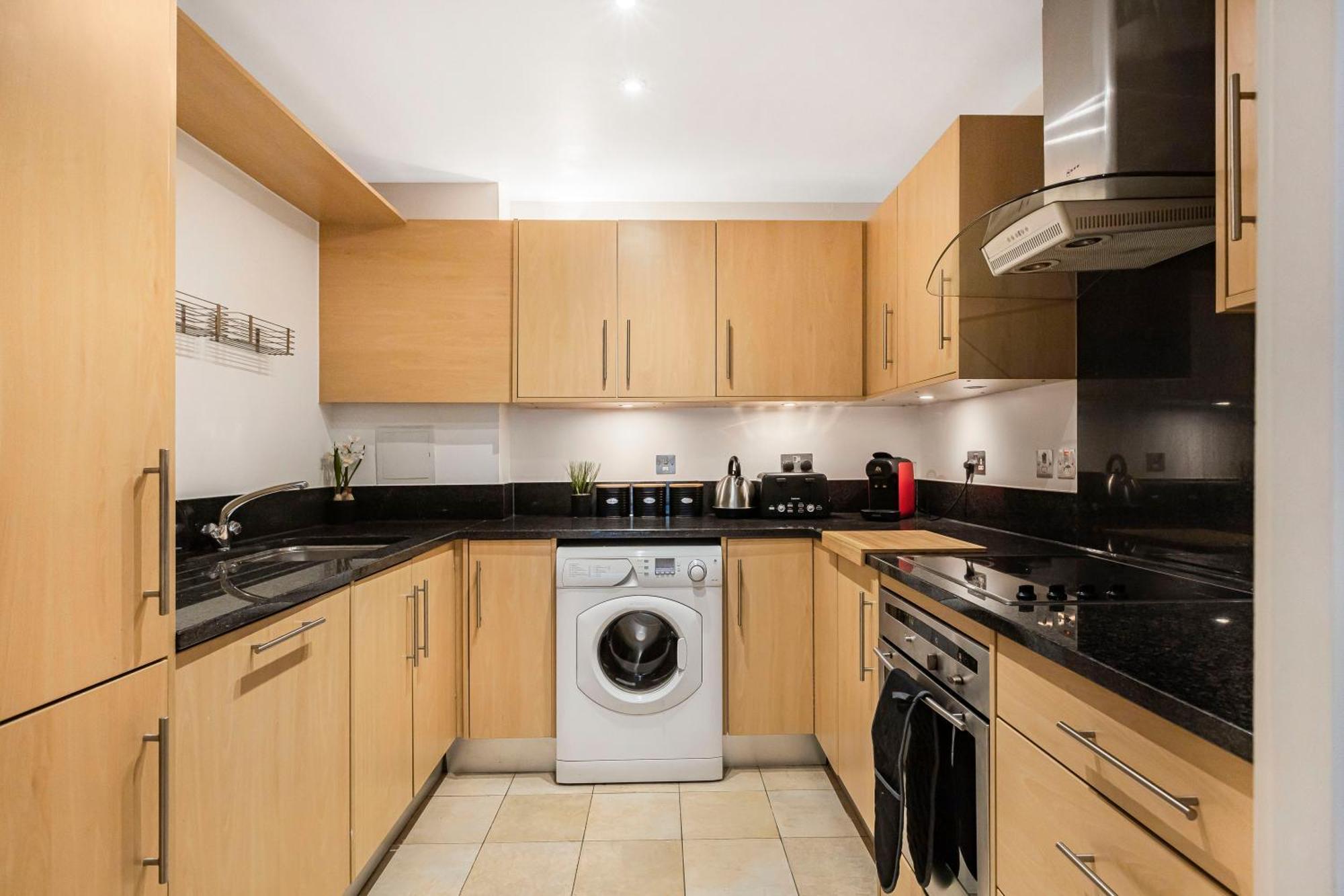 Athera - Hoxton Square 2 Bed, 2 Bath Entire Private Apartment Лондон Екстериор снимка